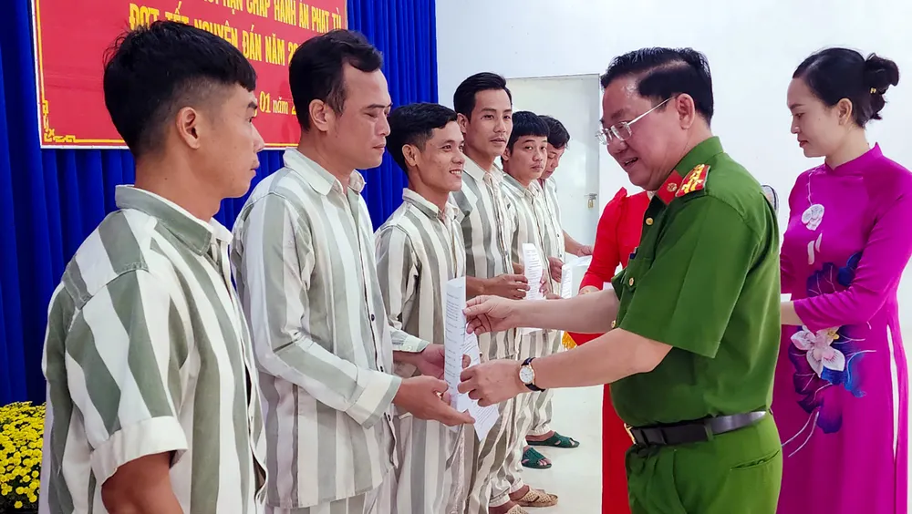 632 phạm nhân Trại giam Kênh 7 được giảm án dịp Tết Nguyên đán