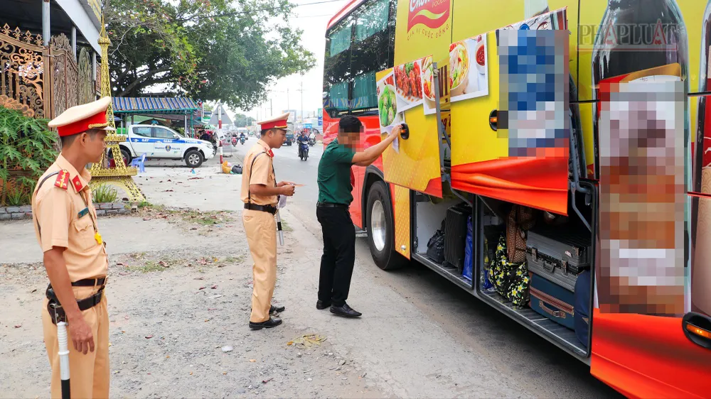 CSGT TP Cần Thơ xuyên Tết đảm bảo trật tự an toàn giao thông