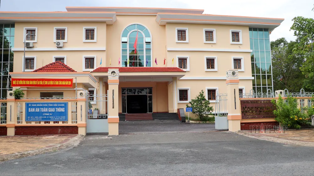 Tinh gọn 18 cơ quan chuyên môn thuộc UBND tỉnh Hậu Giang còn 12 cơ quan