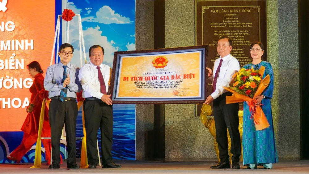 Đường Hồ Chí Minh trên biển tại Bến Vàm Lũng (tỉnh Cà Mau) được xếp hạng là di tích Quốc gia đặc biệt. Ảnh: VT