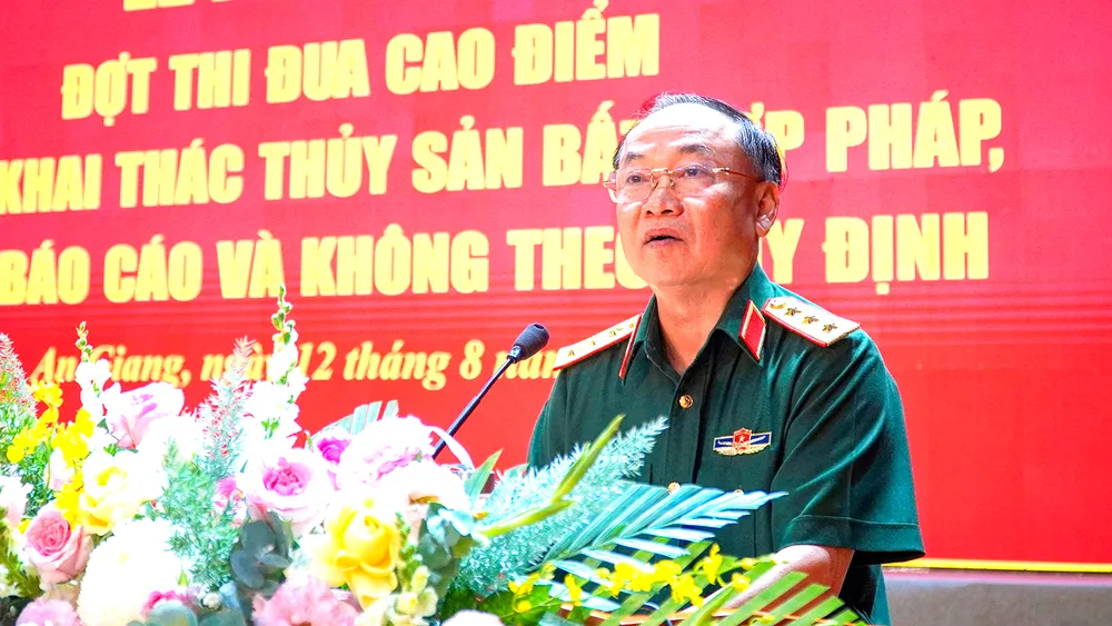 van-si-ky-ket-chong-khai-thac-iuu-tinh-an-giang-2.jpg