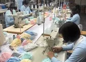 'Không có chuyện siêu thị khan hiếm hàng, sốt giá' ảnh 3 Bộ Công Thương làm việc với các DN sản xuất khẩu trang