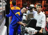 Giá xăng tăng gần 1.600 đồng/lít nếu không trích quỹ bình ổn 