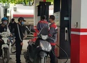 Chiều nay, giá xăng đồng loạt giảm nhẹ sau nhiều lần tăng ảnh 1 Chiều nay giá xăng tiếp tục tăng nhẹ, giá dầu giảm