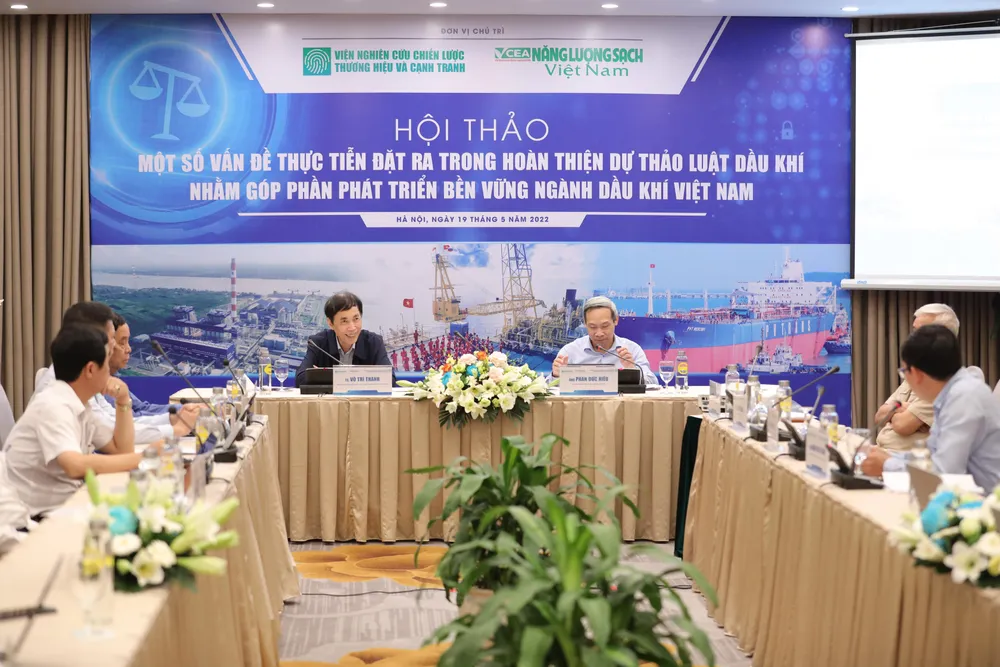 Quang cảnh hội thảo. Ảnh: NT