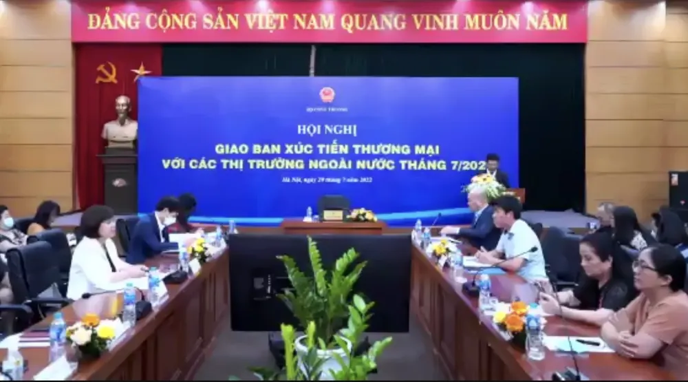 Bộ Công Thương tổ chức hội nghị giao ban xúc tiến thương mại với các thị trường ngoài nước tháng 7-2022. Ảnh: AH