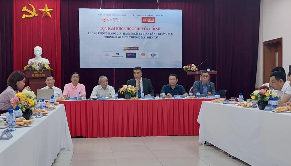 Toạ đàm khoa học chuyển đổi số về phòng chống hàng giả, hàng nhái và gian lận thương mại trong hoạt động điện tử. Ảnh: AH Toạ đàm khoa học chuyển đổi số về phòng chống hàng giả, hàng nhái và gian lận thương mại trong hoạt động điện tử. Ảnh: AH