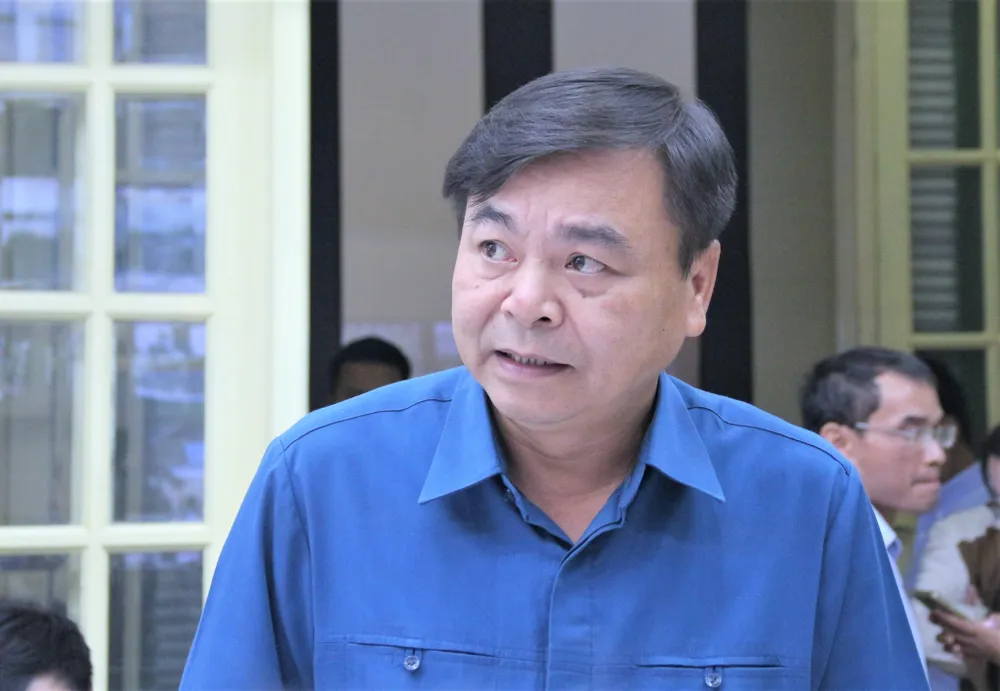 Thứ trưởng Bộ NN&amp;PTNT Nguyễn Hoàng Hiệp nêu ý kiến tại cuộc họp.