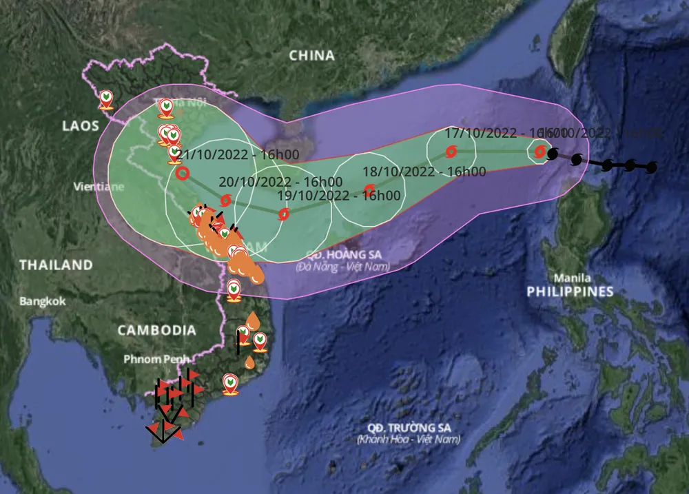 Chiều nay, 16-10, bão Nesat với cường độ mạnh cấp 10-11, giật cấp 13 đã đi vào biển Đông. Ảnh: VNDMS Chiều nay, 16-10, bão Nesat với cường độ mạnh cấp 10-11, giật cấp 13 đã đi vào biển Đông. Ảnh: VNDMS