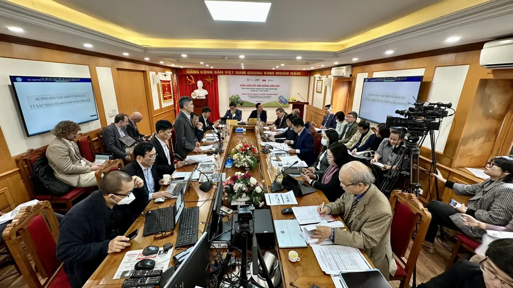 Ngày 28-2, Bộ NN&PTNT tổ chức Diễn đàn kết nối nông sản 970 với chủ đề “Thúc đẩy số hóa trong truy xuất nguồn gốc nông sản - thực phẩm”. Ngày 28-2, Bộ NN&PTNT tổ chức Diễn đàn kết nối nông sản 970 với chủ đề “Thúc đẩy số hóa trong truy xuất nguồn gốc nông sản - thực phẩm”.