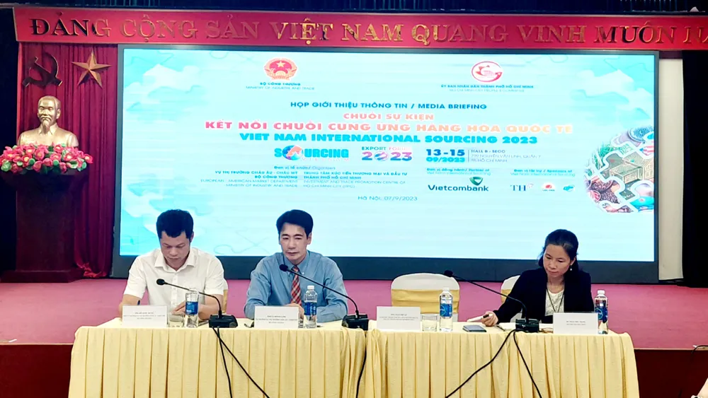 Bộ Công Thương họp thông tin về chuỗi sự kiện kết nối chuỗi cung ứng hàng hoá quốc tế - Việt Nam Internationel Sourcing 2023. Ảnh: AH Bộ Công Thương họp thông tin về chuỗi sự kiện kết nối chuỗi cung ứng hàng hoá quốc tế - Việt Nam Internationel Sourcing 2023. Ảnh: AH