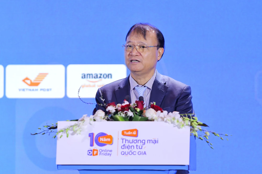 thương mại điện tử