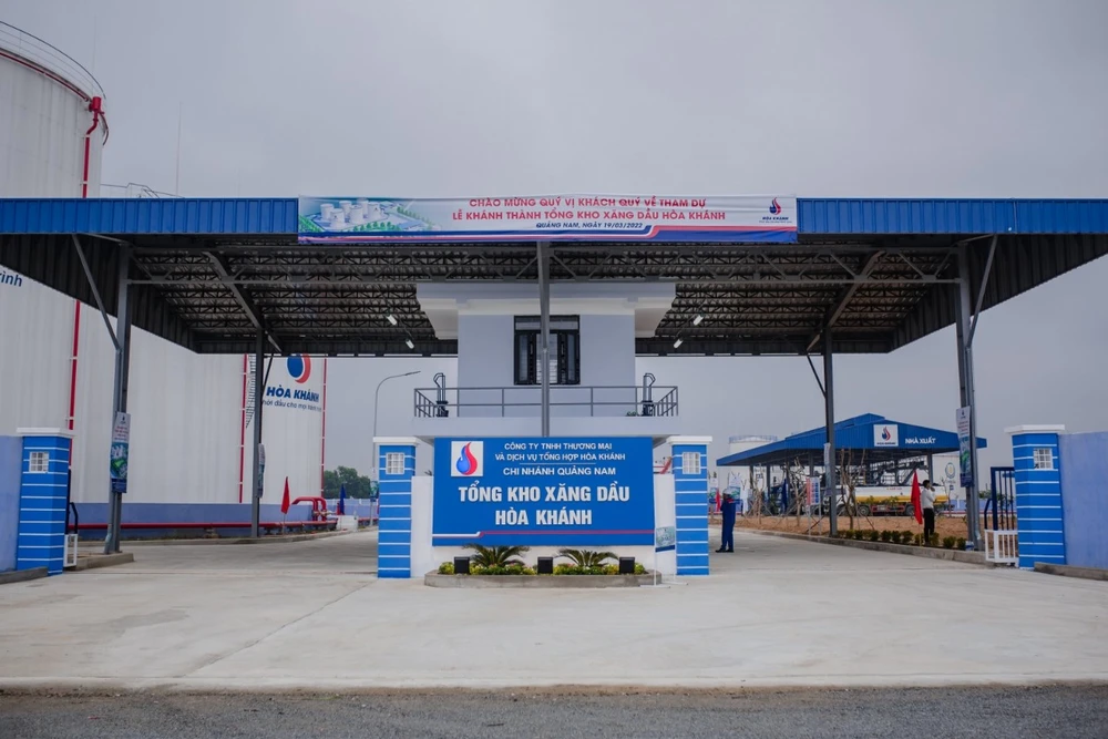 Tổng kho xăng dầu của Công ty TNHH TM và DV Tổng hợp Hòa Khánh. Ảnh: Hoakhanh.vn xăng dầu