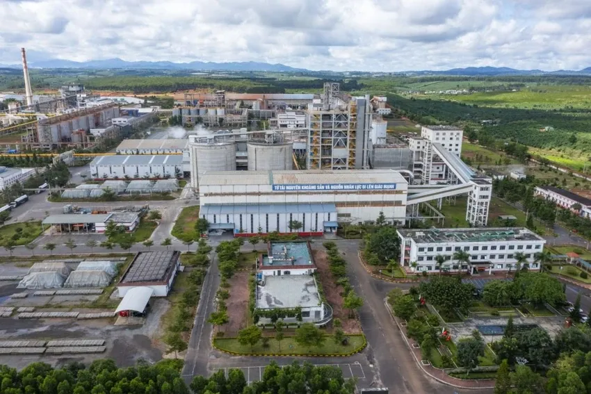 TKV sẽ đầu tư hơn 35.000 tỉ đồng nâng công suất Alumin Tân Rai. Ảnh: LDA TKV