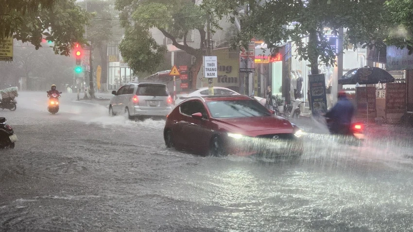 áp thấp nhiệt đới.jpg