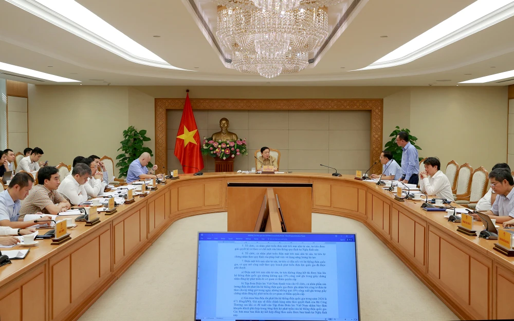 điện mặt trời..jpg