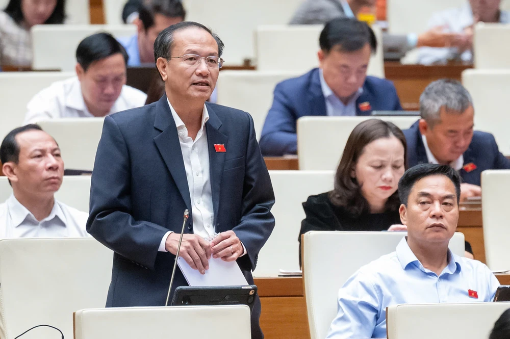 bất động sản...jpg