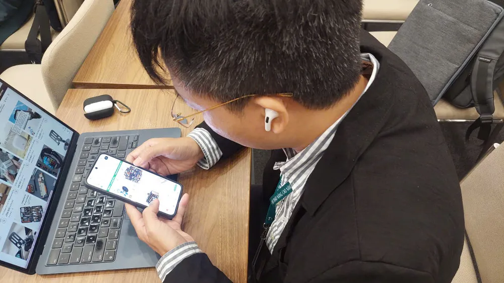 Bộ Công Thương cảnh báo nhiều rủi ro khi mua hàng trên sàn thương mại điện tử xuyên biên giới chưa đăng ký. Ảnh: AN HIỀN