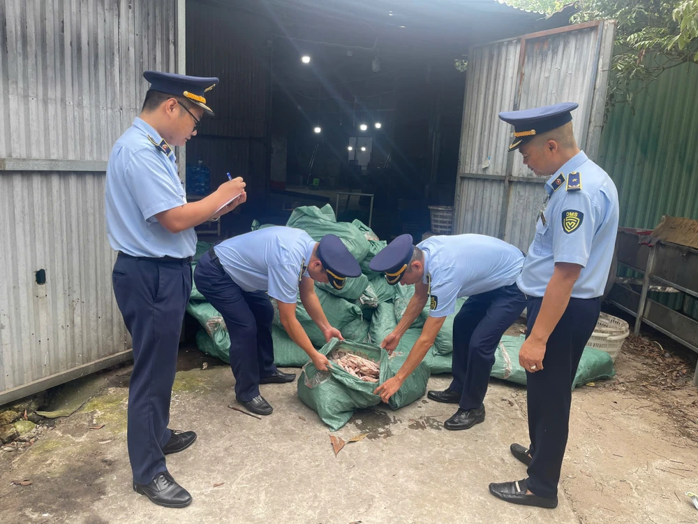 không rõ nguồn gốc.jpg