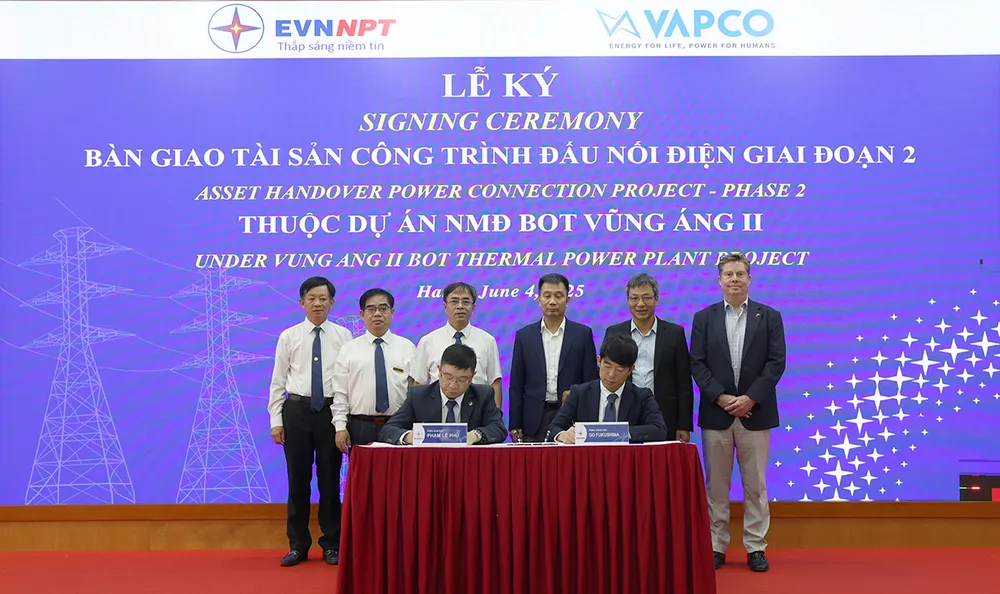 EVNNPT tiếp nhận tài sản - Công trình đấu nối điện thuộc Dự án Nhà máy nhiệt điện BOT Vũng Áng II.jpg