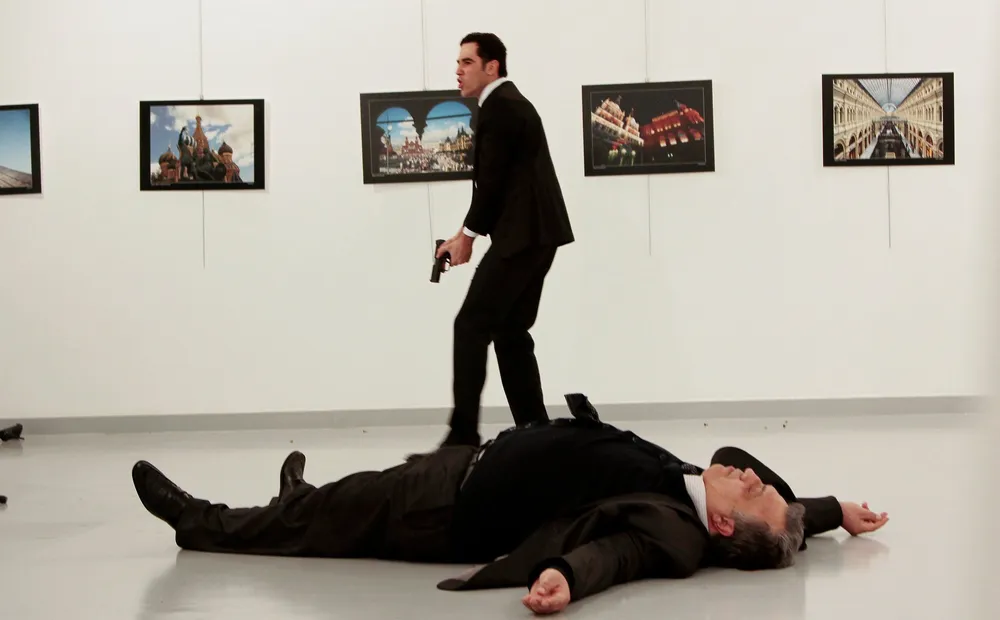 Thổ Nhĩ Kỳ bắt nghi phạm người Nga vụ ám sát đại sứ ảnh 1