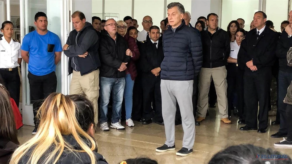 Tàu ngầm mất tích: Gia đình 44 thủy thủ dần tuyệt vọng ảnh 2