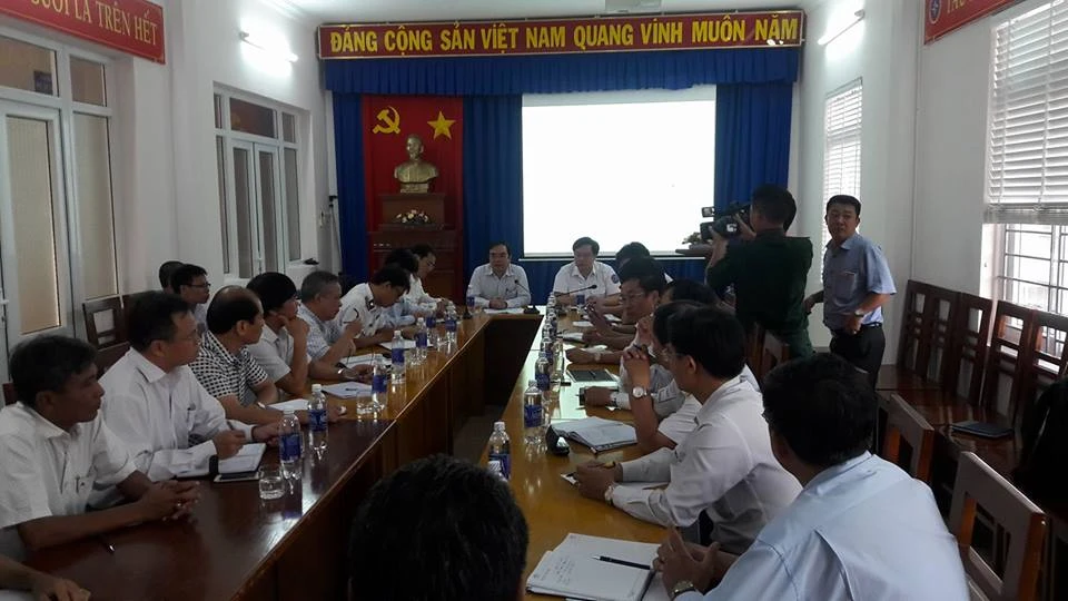 Vụ chìm tàu Hải Thành 26: Kiếm người mất tích suốt đêm ảnh 1 Vụ chìm tàu Hải Thành 26: Kiếm người mất tích suốt đêm ảnh 1