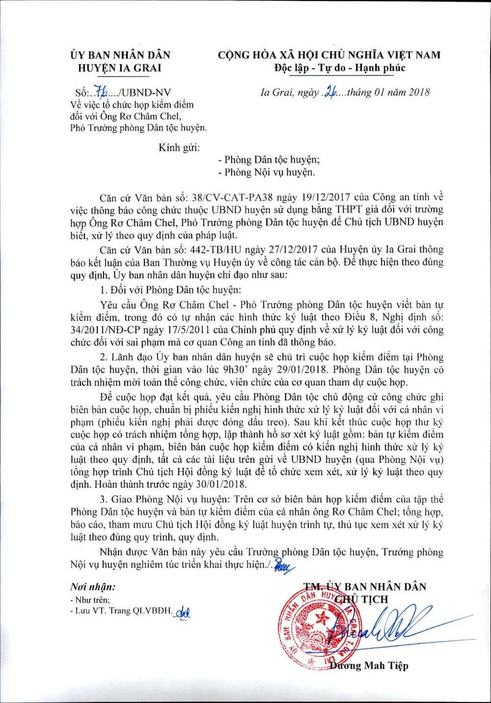 Dùng bằng giả, phó phòng dân tộc bị đề nghị cách chức ảnh 1