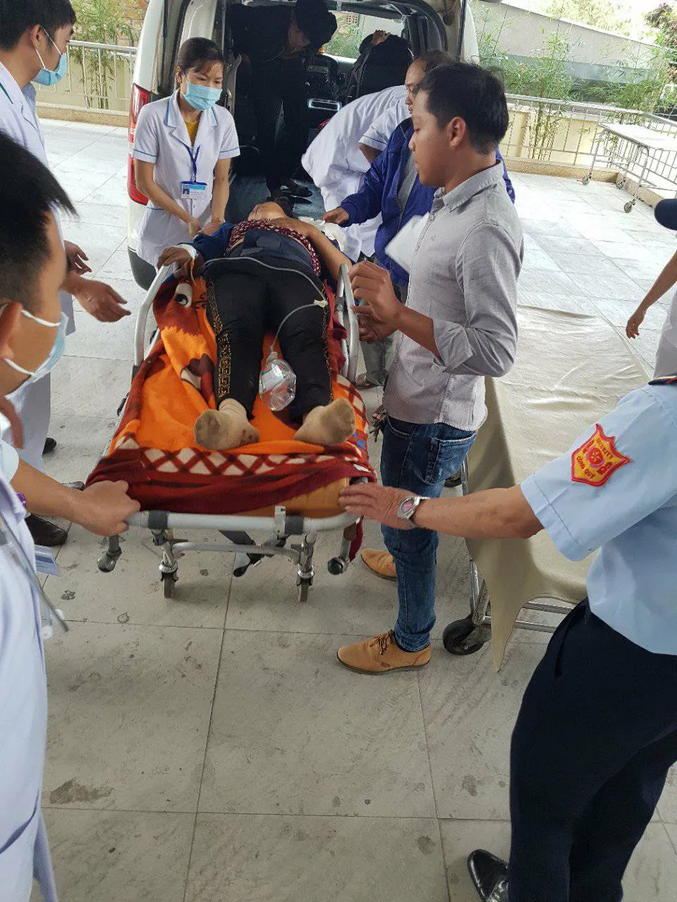 Vụ tai nạn ở đèo Lò Xo: Làm rõ trách nhiệm chủ xe ảnh 2 Vụ tai nạn ở đèo Lò Xo: Làm rõ trách nhiệm chủ xe ảnh 2