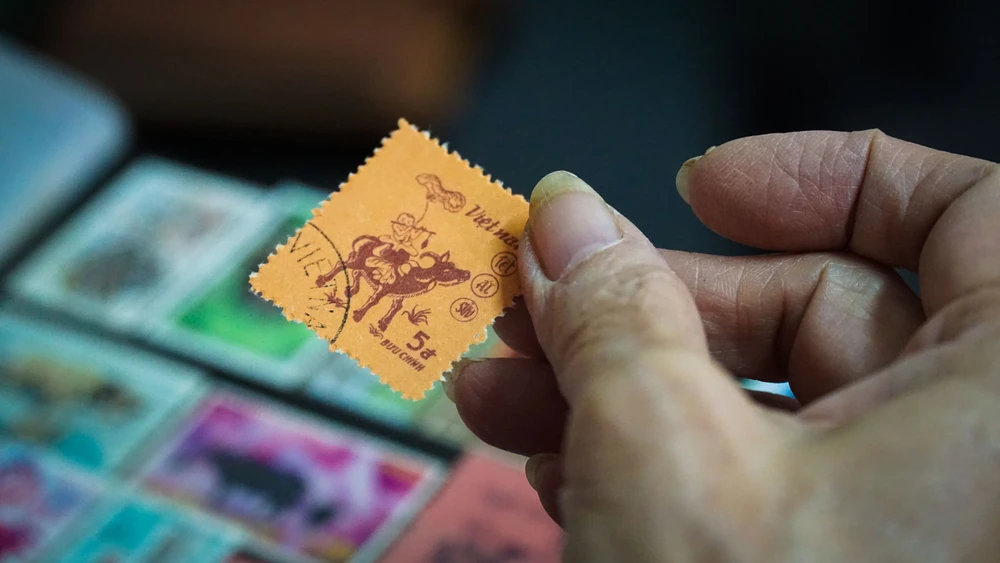 Người phụ nữ hơn 50 năm sưu tầm tem về 12 con giáp ảnh 4