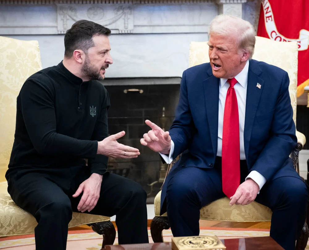 Tổng thống Mỹ Donald Trump và người đồng cấp Ukraine Volodymyr Zelensky tranh cãi tại Nhà Trắng hôm 28-2. Ảnh: THE NEW YORK TIMES chien-su-nga-ukraine-2-3-9712-9737.png.png