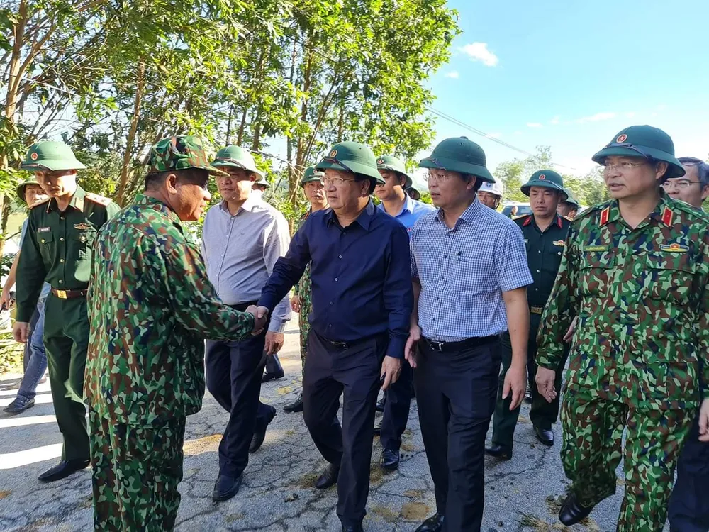 Vụ sạt lở ở Trà Leng: Đã cứu 33 người, còn 14 người mất tích ảnh 19