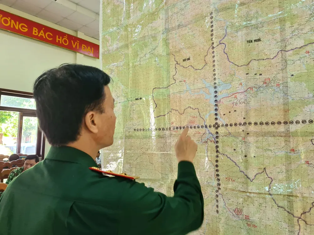 Vụ sạt lở ở Trà Leng: Đã cứu 33 người, còn 14 người mất tích ảnh 14