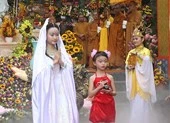 Chùm ảnh: Hàng ngàn người tham dự Lễ hội Quán Thế Âm