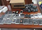 Buôn lậu hàng trăm chiếc Iphone từ Hồng Kông về Đà Nẵng ảnh 2 Công an Đà Nẵng bắt hàng chục chiếc iPhone 7 nhập lậu