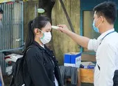 Đà Nẵng trang bị quần áo bảo hộ cho cán bộ coi thi ảnh 2 Đà Nẵng xét nghiệm cho toàn bộ thí sinh thi tốt nghiệp ra sao?