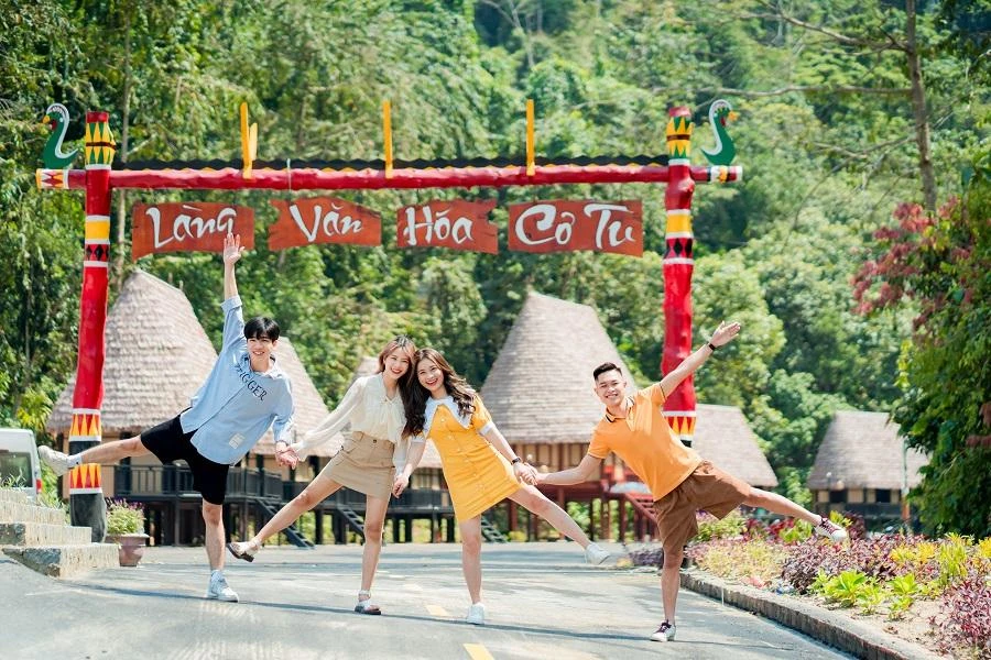 Khu du lịch sinh thái Cổng trời Đông Giang.