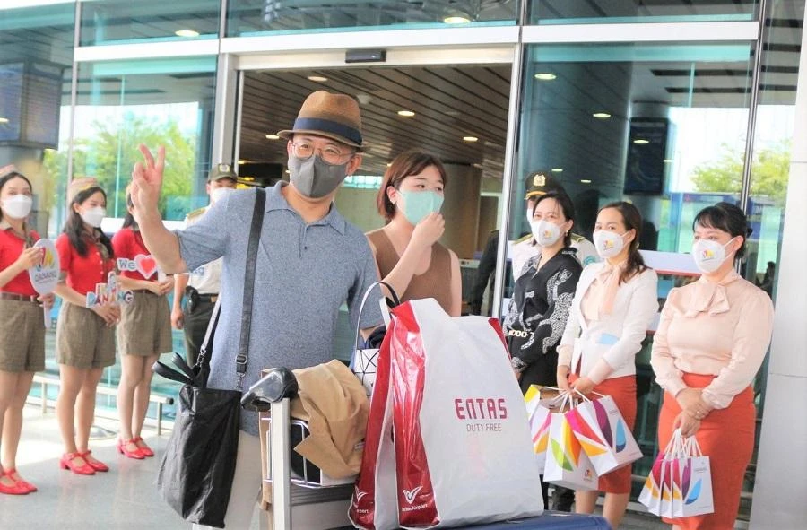 Du lịch Đà Nẵng đang trở lại mạnh mẽ sau hơn 2 năm chịu ảnh hưởng của dịch bệnh. Ảnh: T.AN