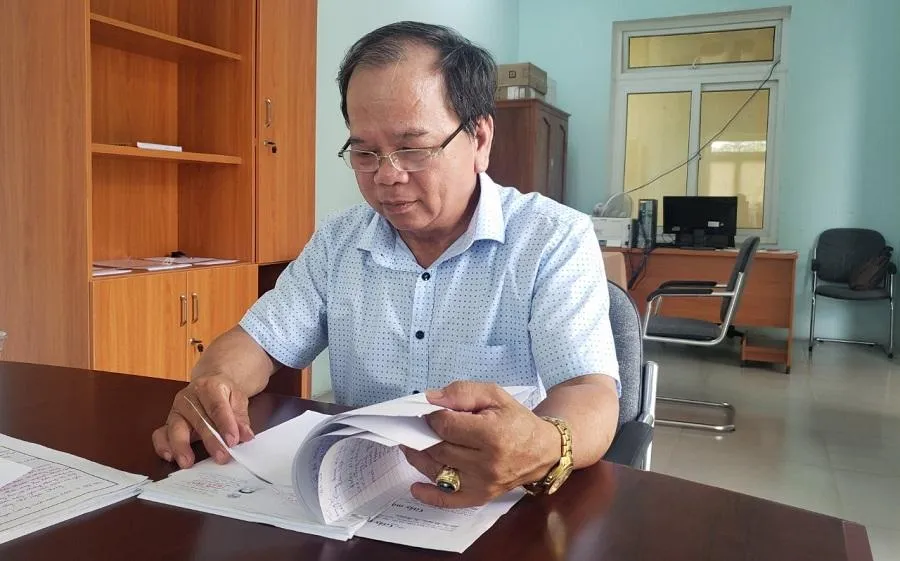 Hòa giải viên Võ Văn Thiết chia sẻ về nguyên nhân ly hôn của người trẻ hiện nay. Ảnh: T.AN