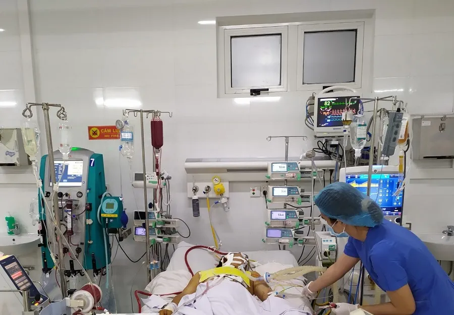 Tình trạng thiếu trang thiết bị, vật tư y tế... tại các bệnh viện thời gian qua ảnh hưởng không nhỏ đến việc điều trị cho người bệnh. Ảnh: T.AN Tình trạng thiếu trang thiết bị, vật tư y tế... tại các bệnh viện thời gian qua ảnh hưởng không nhỏ đến việc điều trị cho người bệnh. Ảnh: T.AN