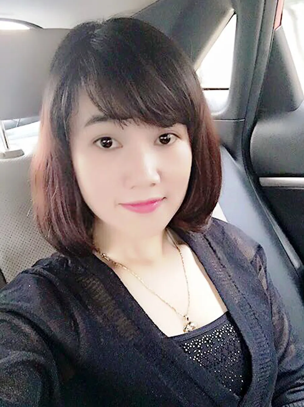 Hotgirl ngân hàng chiếm đoạt 50 tỉ đồng ở Eximbank 