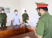 Công an phối hợp bắt bị can có lệnh truy nã quốc tế trốn ở Lào ảnh 2 1 giám đốc lừa chiếm đoạt của ngân hàng hơn 150 tỉ đồng