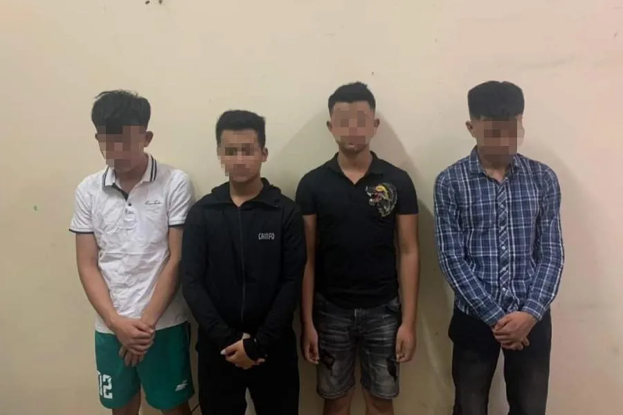 Cường, Phong, Nam, Tuấn tại cơ quan công an. Ảnh: CA.