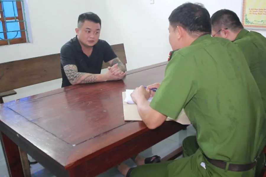 Phạm Như Quý tại cơ quan công an. Ảnh: CA Phạm Như Quý tại cơ quan công an. Ảnh: CA