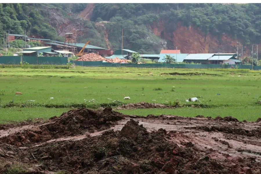 Vị trí "hố tử thần" gần Công ty CP Tân Hoàng Khang. Vị trí "hố tử thần" gần Công ty CP Tân Hoàng Khang.