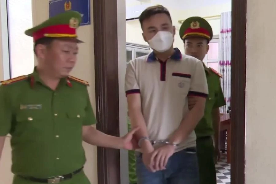 Bị can Nguyễn Văn Hoàng bị bắt tạm giam.