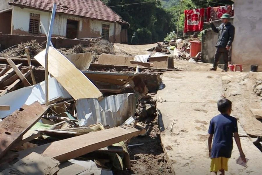 Ngôi nhà của bố mẹ nạn nhân 4 tháng tuổi cũng đã bị lũ cuốn trôi hoàn toàn.