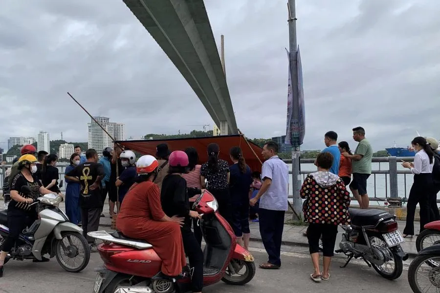 Khu vực anh Hoàng nhảy cầu Bãi Cháy. Ảnh: TT.