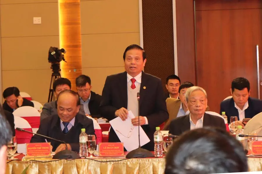 Ông Lê Doãn Hợp - Nguyên Bộ Trưởng Bộ TT&amp;TT- Nguyên Bí thư Tỉnh ủy Nghệ An phát biểu.