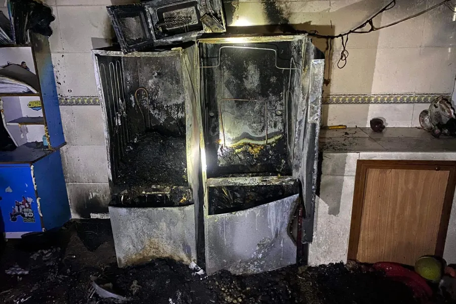 Hùng phóng hỏa đốt cháy tài sản trong nhà cha, mẹ ruột.